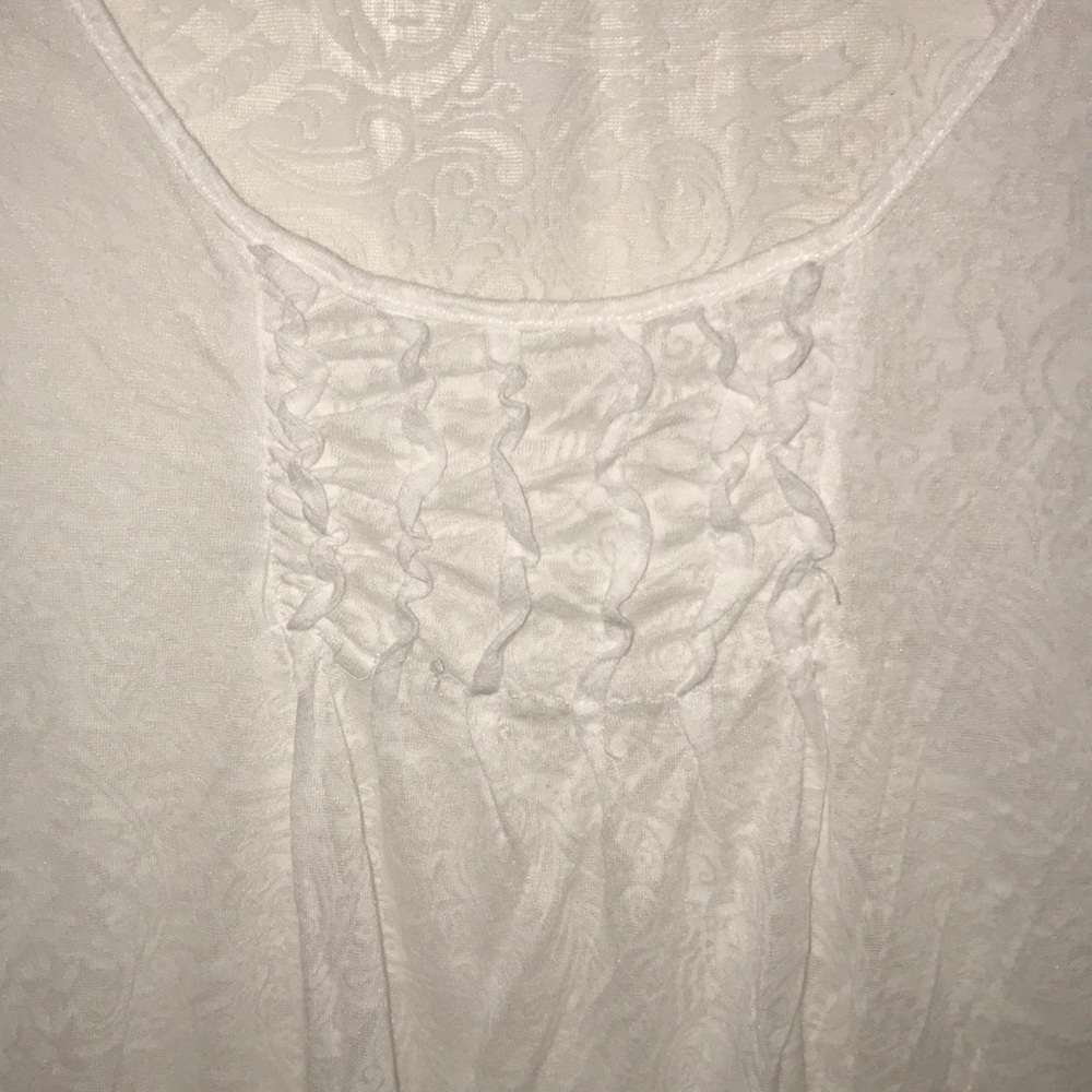 ❤️SHEER RUFFLED TOP❤️ - Picture 2 of 3